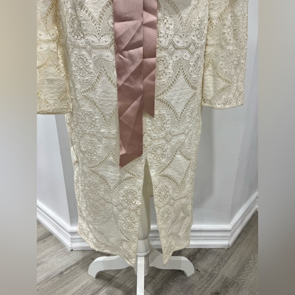 Vintage Dolce & Gabbana White Lace Dress with Pink Sash - Picture 14 of 16